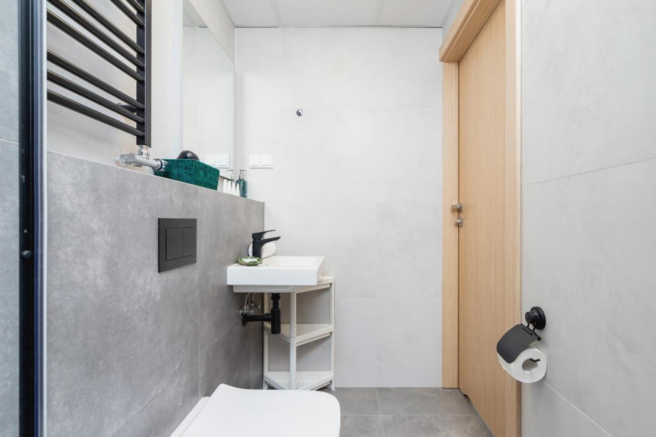 Cozy Studio Apartments Sauna & Ac Krakow By Noclegi Renters Exterior photo